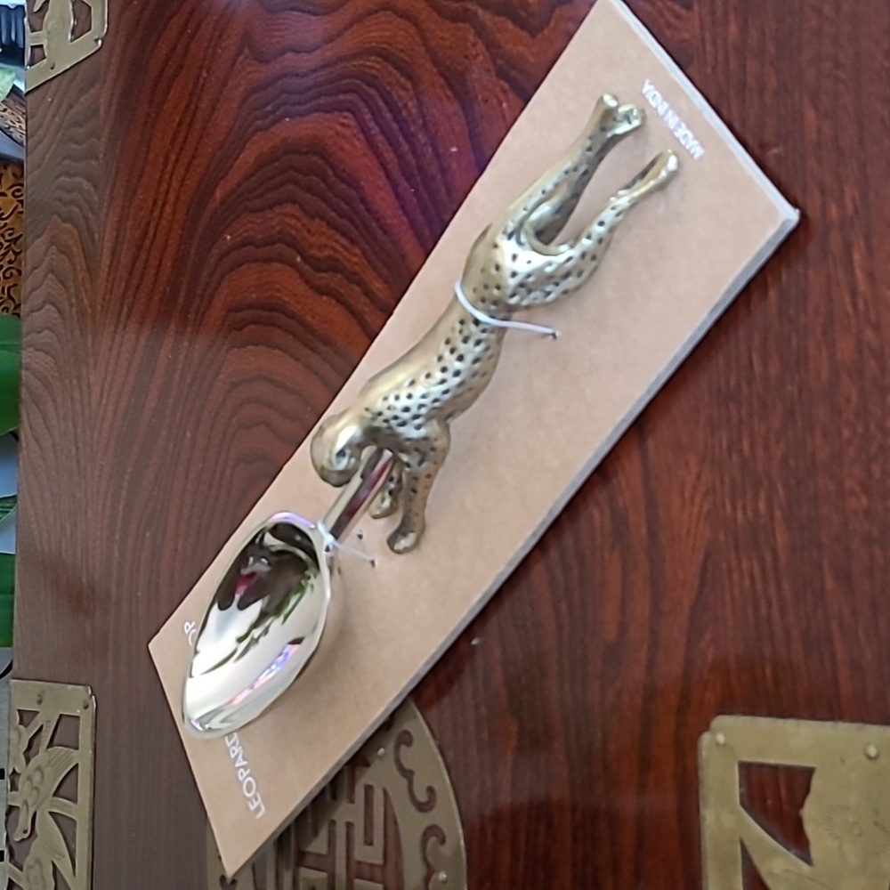 Leopard Ice Scoop